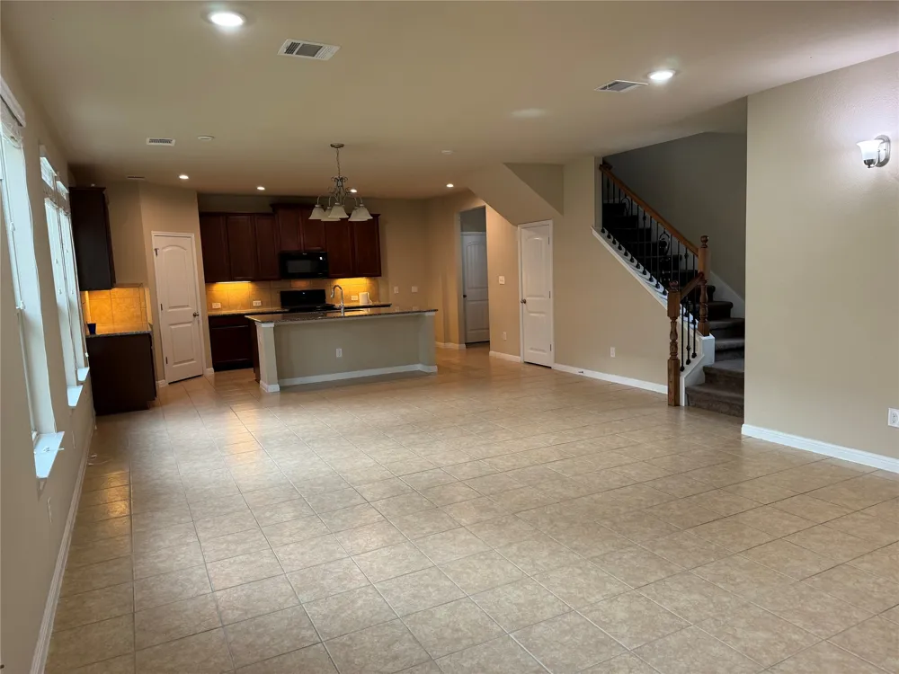 2916 Cotton Gin Drive Round Rock, TX 78664