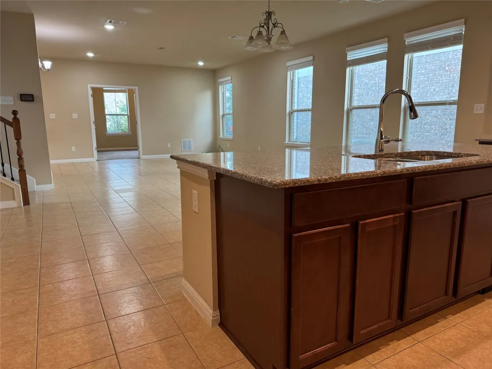2916 Cotton Gin Drive Round Rock, TX 78664