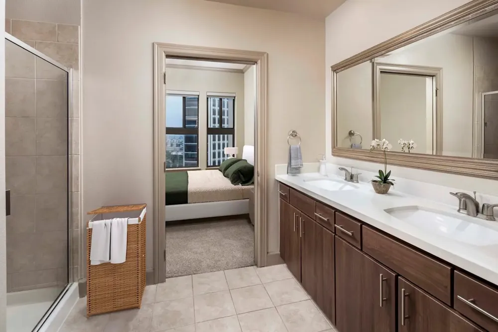 1200 Post Oak Boulevard #901 Houston, TX 77056