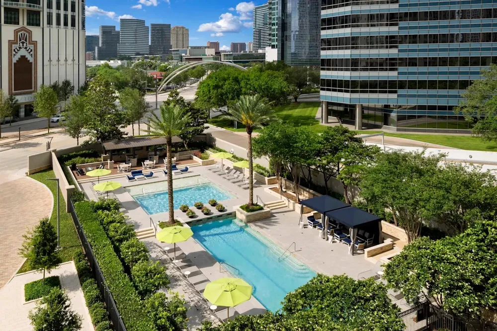 1200 Post Oak Boulevard #901 Houston, TX 77056