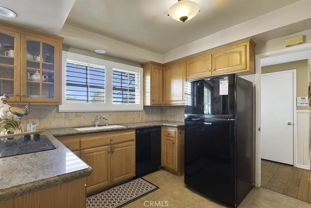 19309 Itasca Northridge, CA 91324