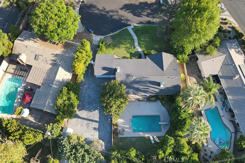 19309 Itasca Northridge, CA 91324