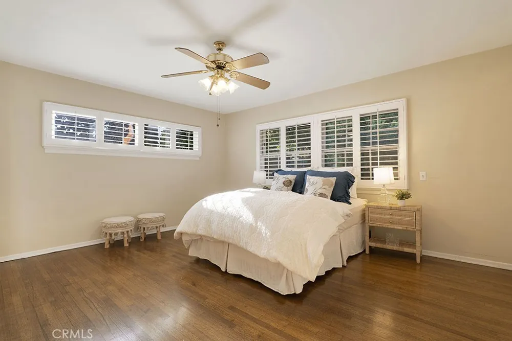 19309 Itasca Northridge, CA 91324