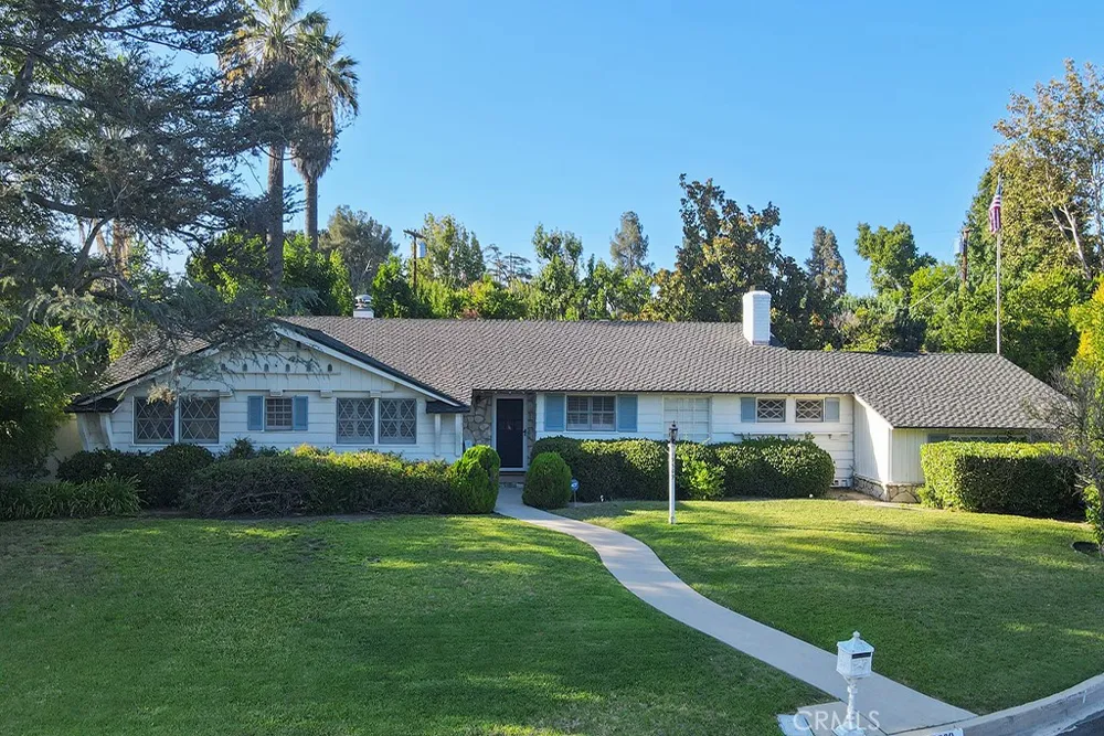 19309 Itasca Northridge, CA 91324