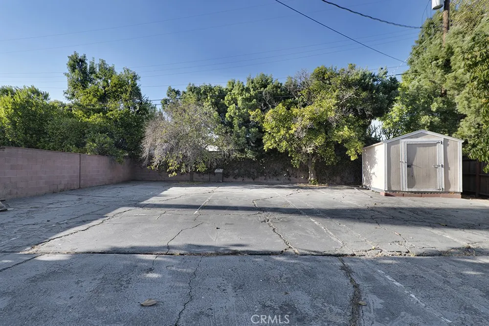 19309 Itasca Northridge, CA 91324