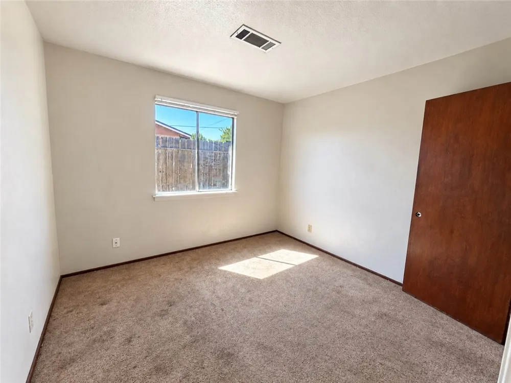 180 E Warner Avenue Fresno, CA 93710