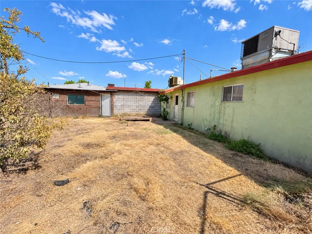 180 E Warner Avenue Fresno, CA 93710