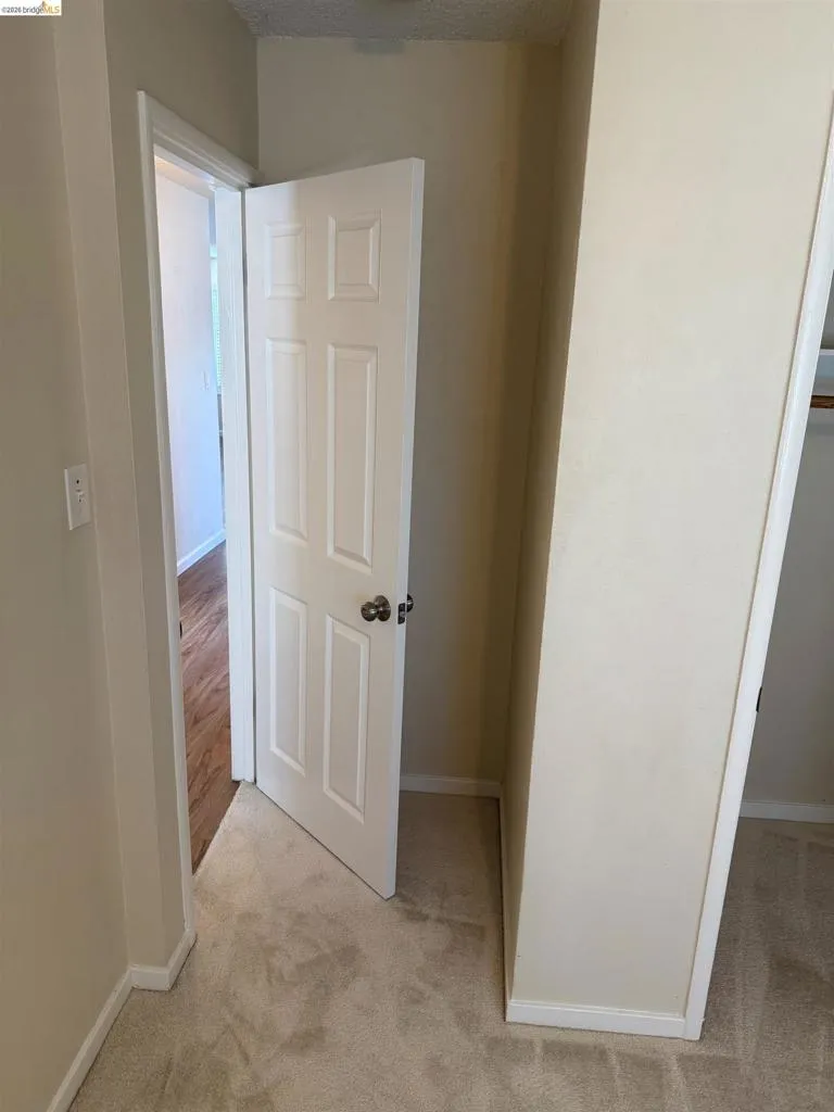 2111 100Th Ave Oakland, CA 94603