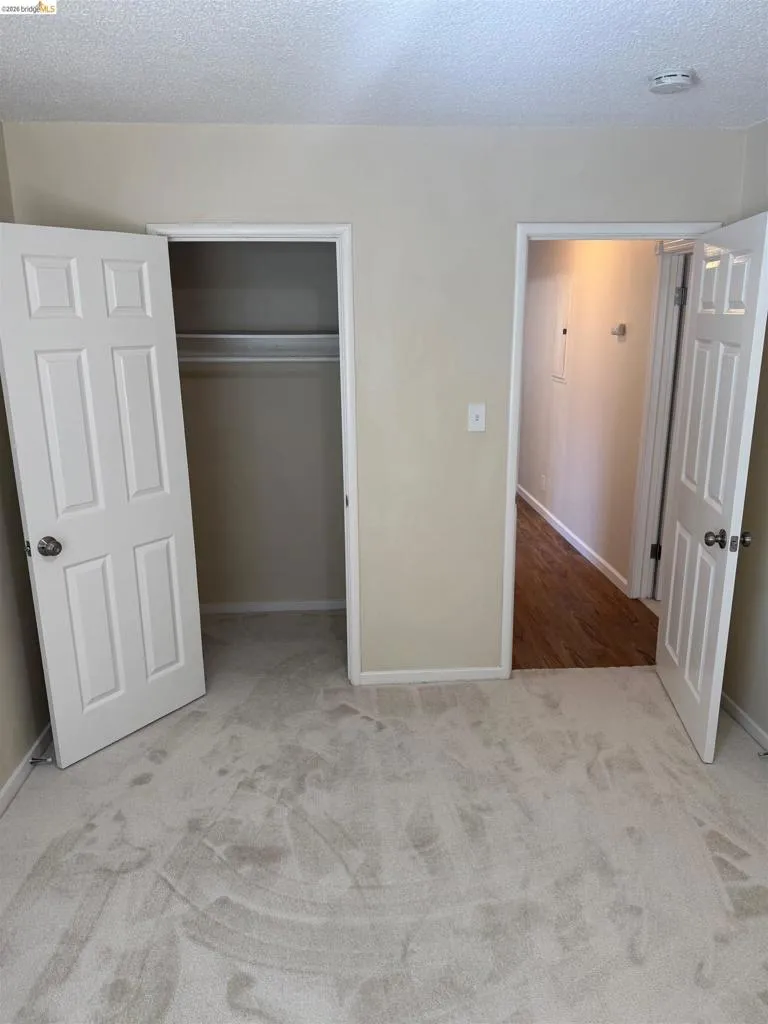 2111 100Th Ave Oakland, CA 94603