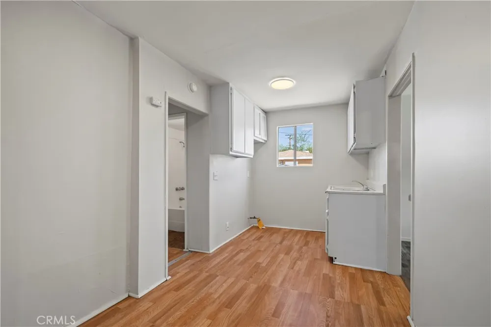 157 Alameda Avenue Azusa, CA 91702