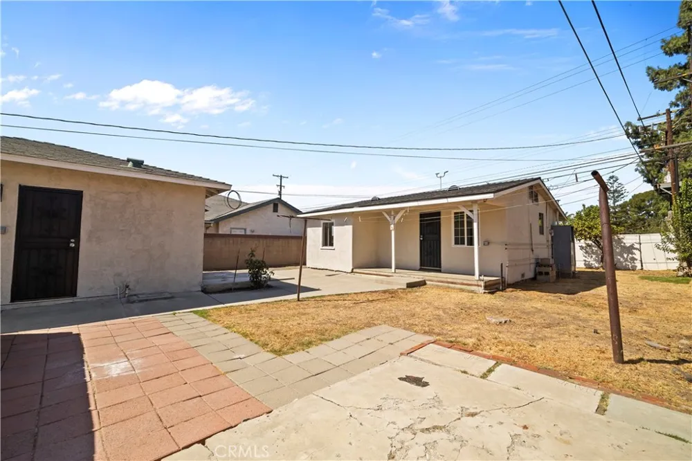 157 Alameda Avenue Azusa, CA 91702