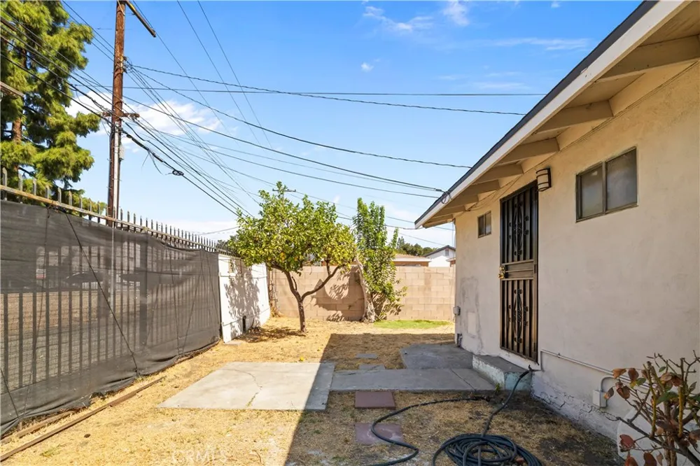 157 Alameda Avenue Azusa, CA 91702