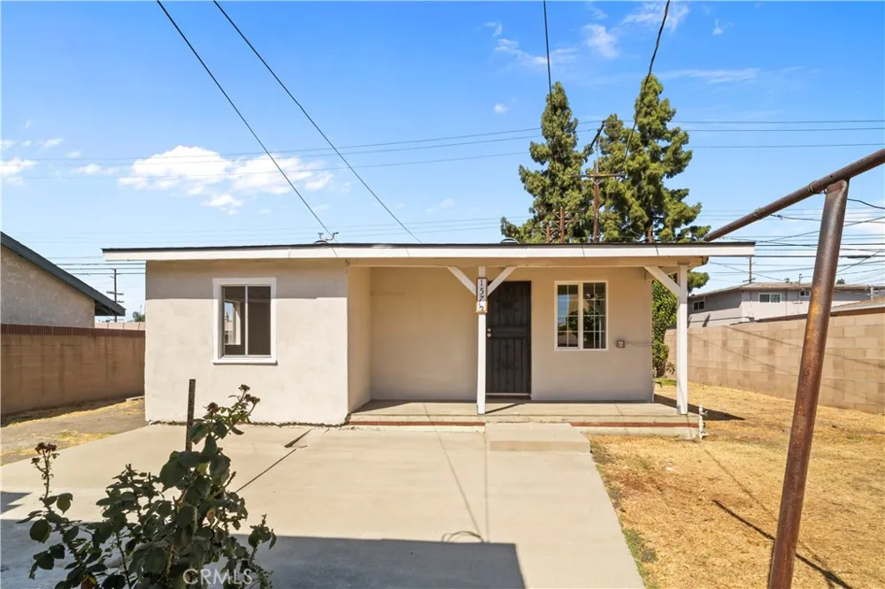 157 Alameda Avenue Azusa, CA 91702