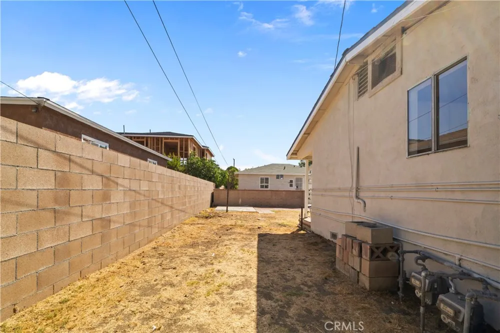 157 Alameda Avenue Azusa, CA 91702