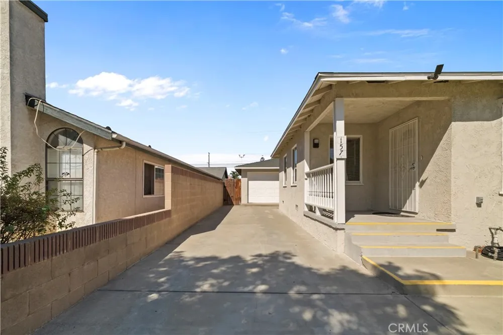 157 Alameda Avenue Azusa, CA 91702