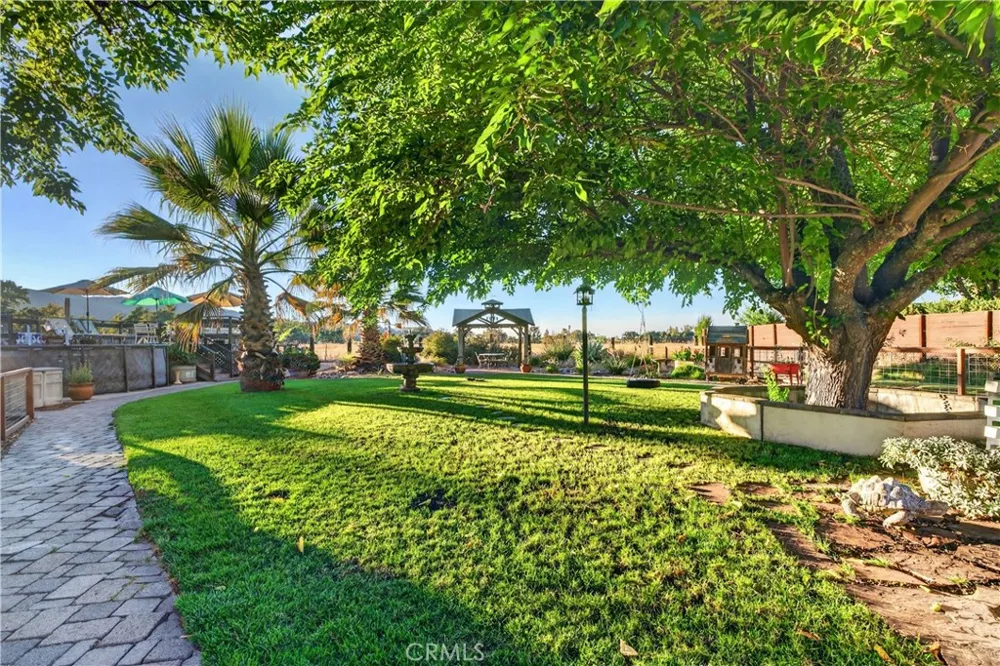 22460 F Street Santa Margarita, CA 93453