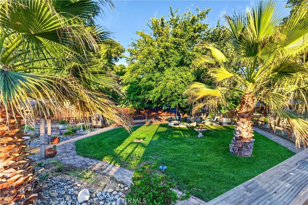 22460 F Street Santa Margarita, CA 93453