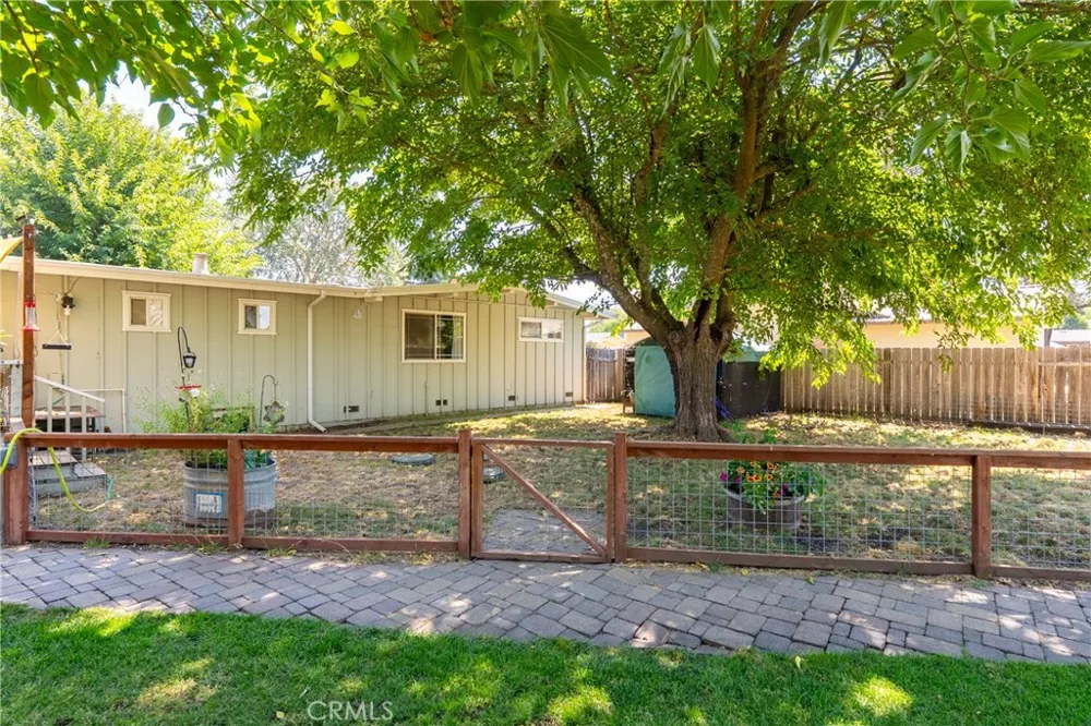 22460 F Street Santa Margarita, CA 93453