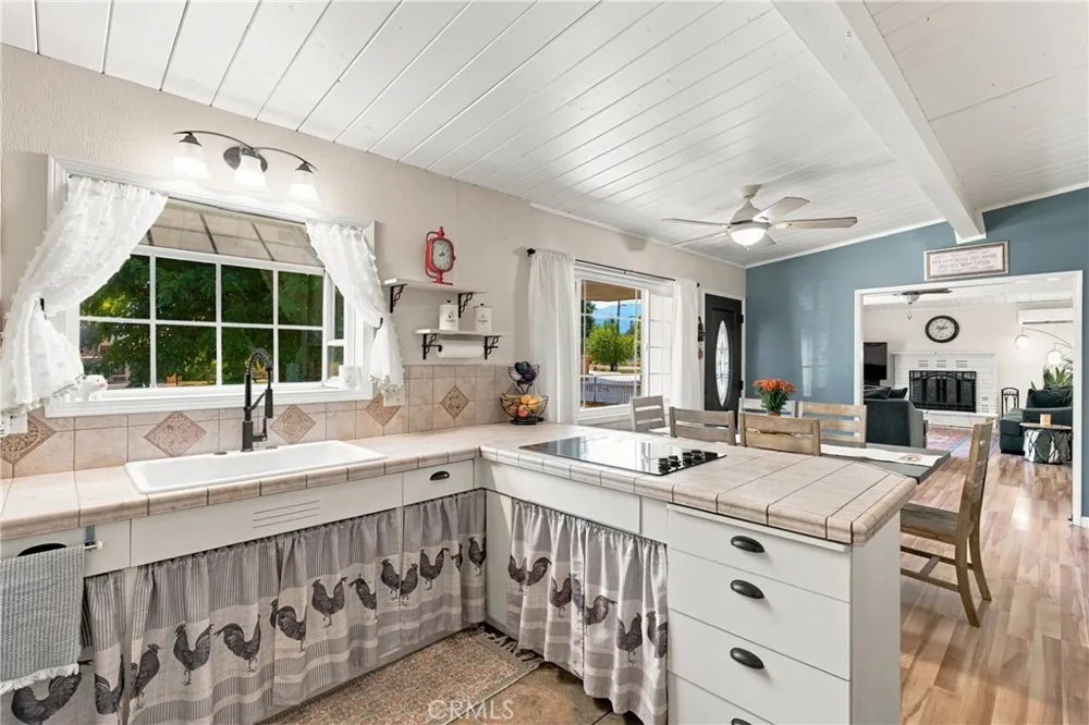 22460 F Street Santa Margarita, CA 93453