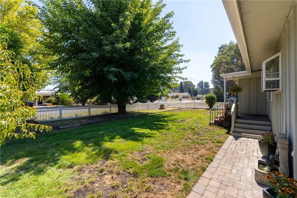 22460 F Street Santa Margarita, CA 93453