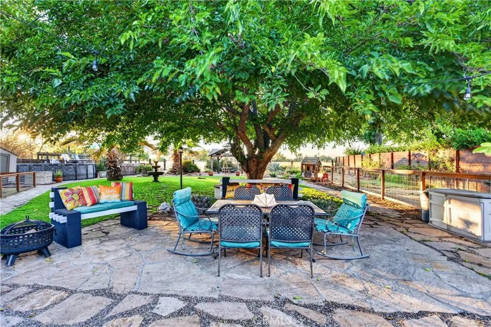 22460 F Street Santa Margarita, CA 93453