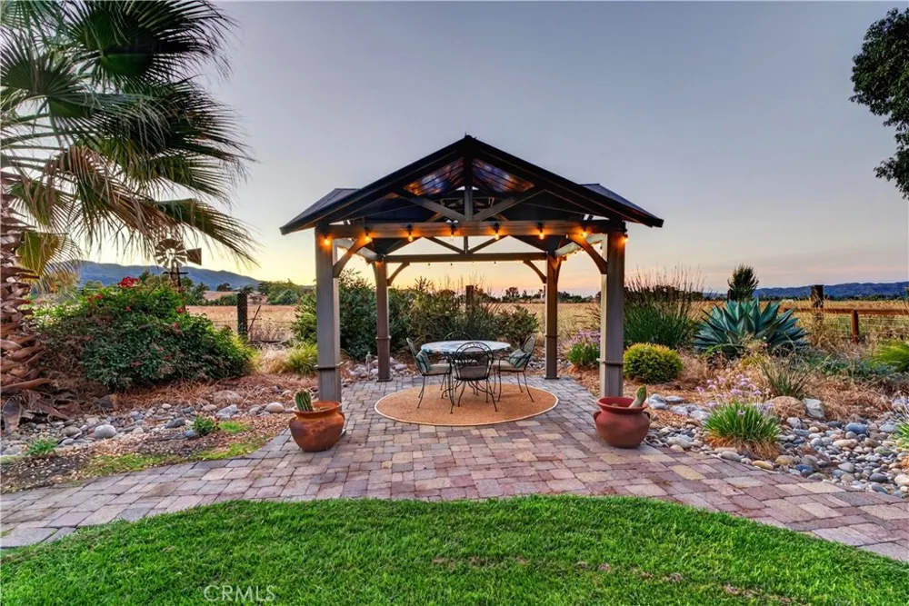 22460 F Street Santa Margarita, CA 93453