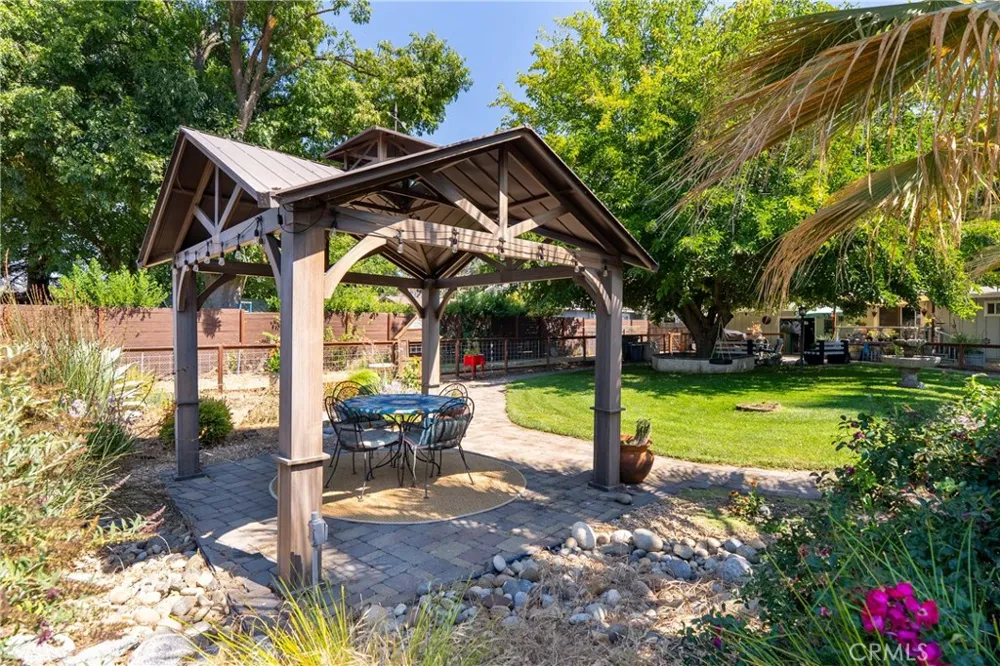 22460 F Street Santa Margarita, CA 93453