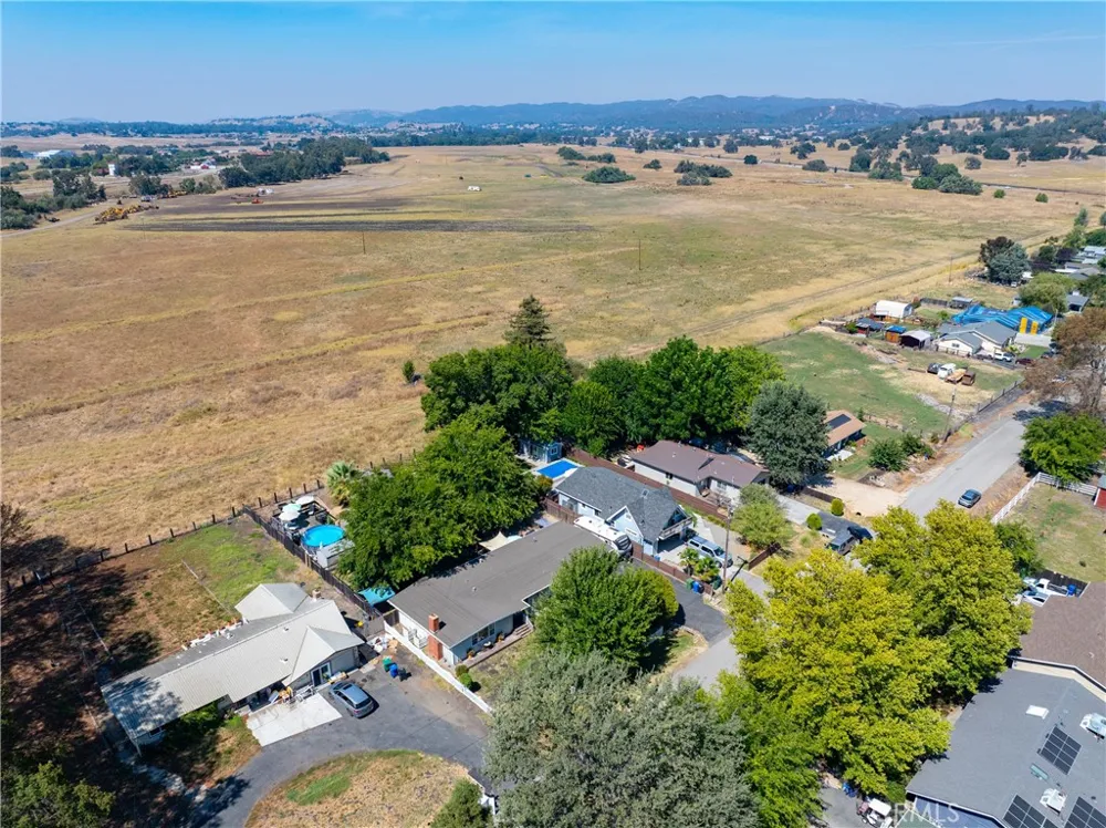 22460 F Street Santa Margarita, CA 93453