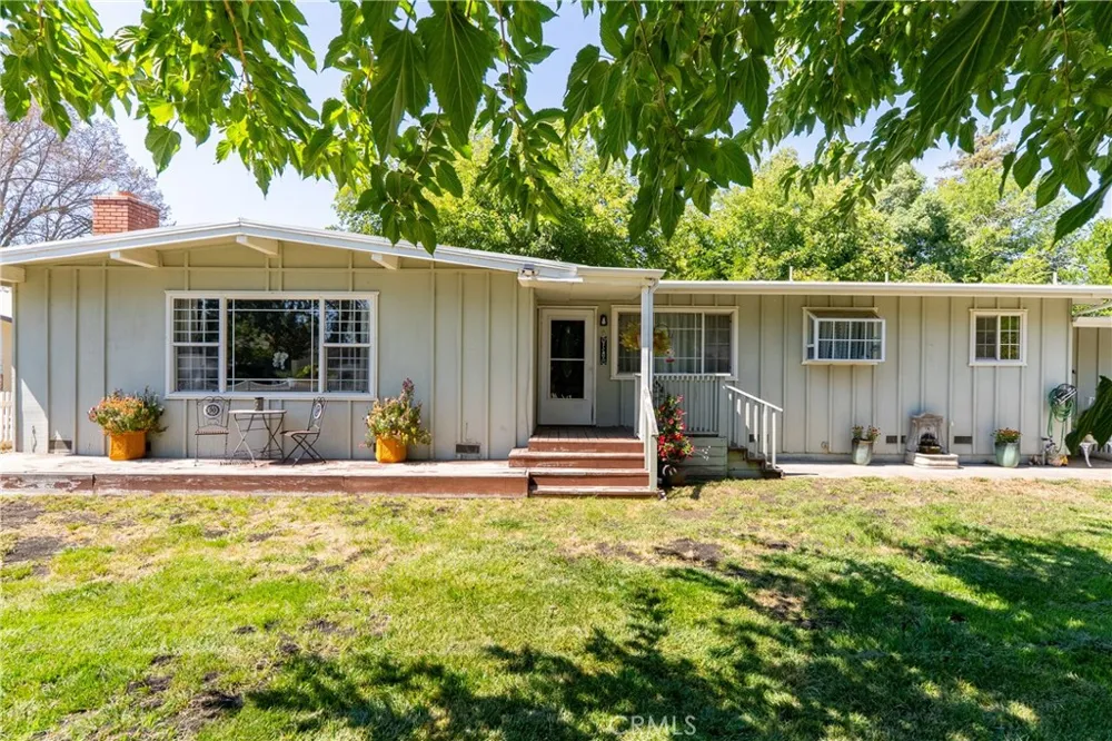 22460 F Street Santa Margarita, CA 93453