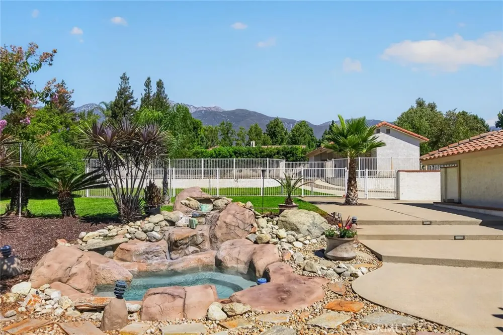 11028 Wilson Rancho Cucamonga, CA 91737