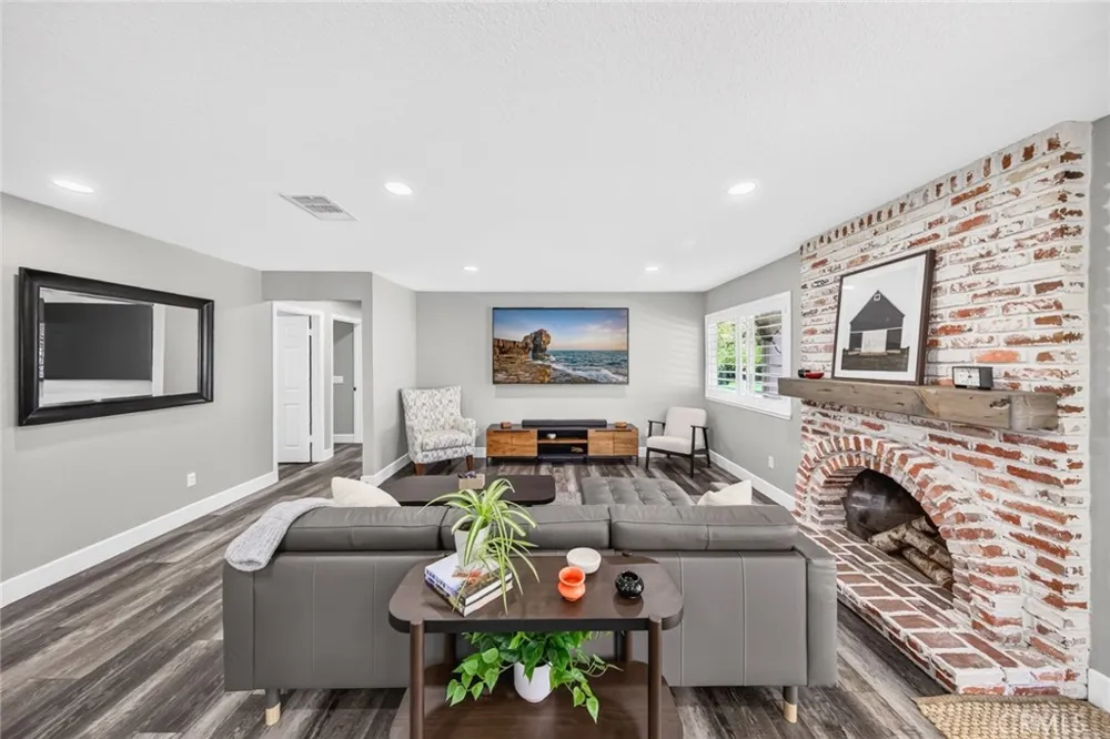 11028 Wilson Rancho Cucamonga, CA 91737