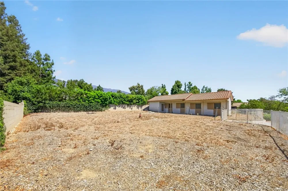 11028 Wilson Rancho Cucamonga, CA 91737
