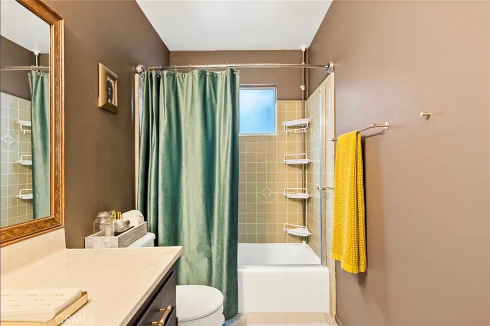 904 Sandalwood Lake Arrowhead, CA 92352