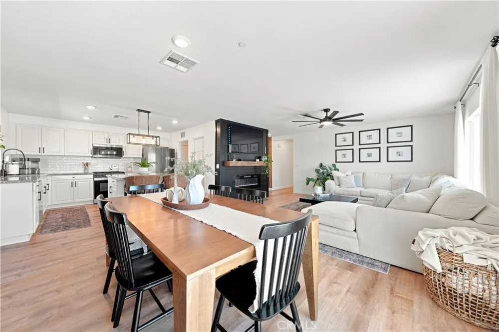 26567 Calle Los Robles Menifee, CA 92585