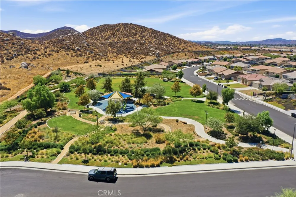 26567 Calle Los Robles Menifee, CA 92585