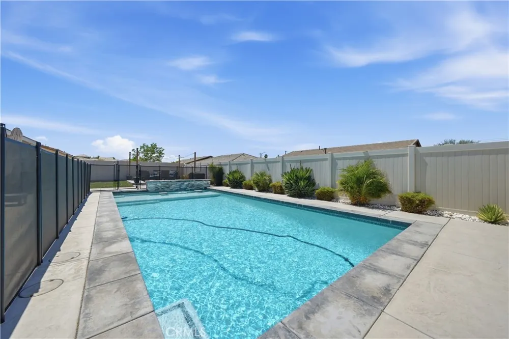 26567 Calle Los Robles Menifee, CA 92585