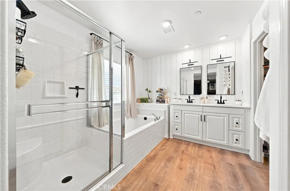 26567 Calle Los Robles Menifee, CA 92585