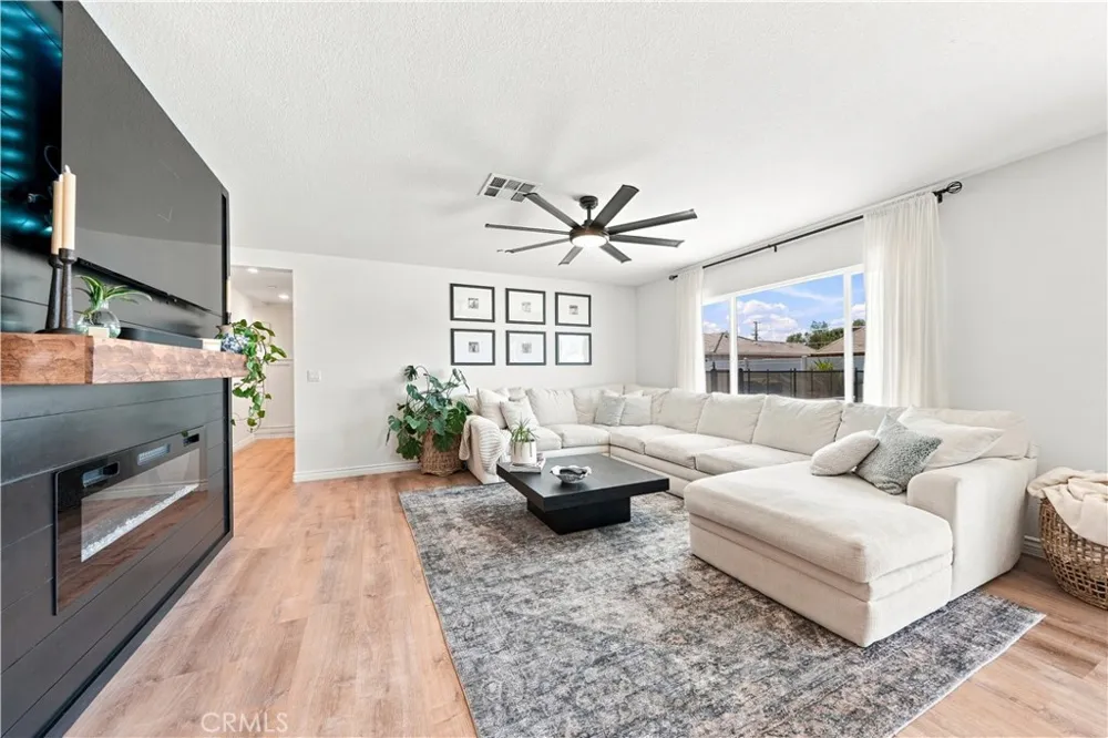26567 Calle Los Robles Menifee, CA 92585