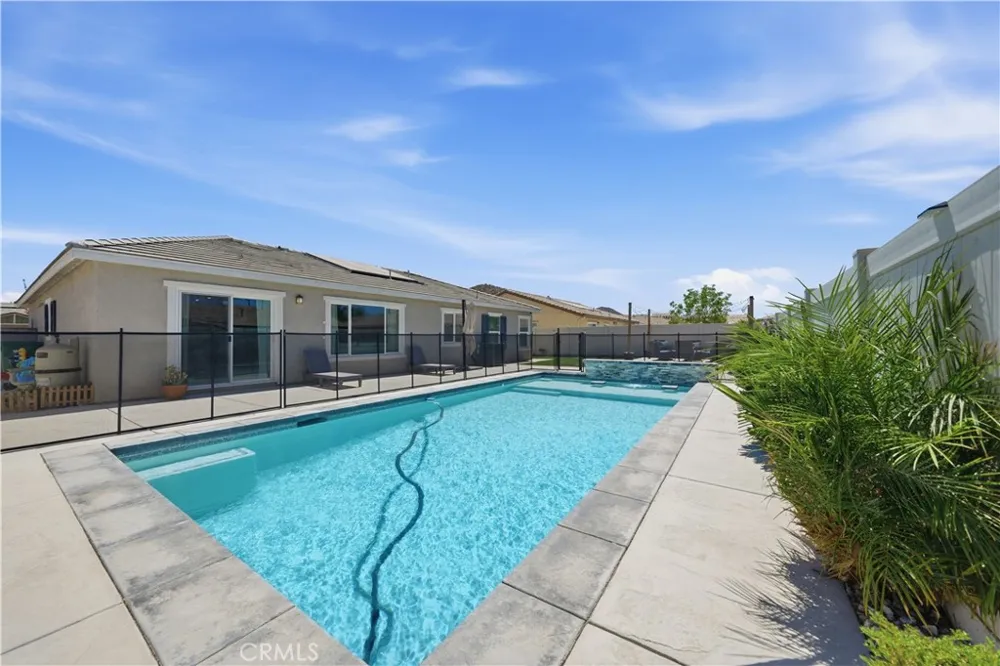 26567 Calle Los Robles Menifee, CA 92585