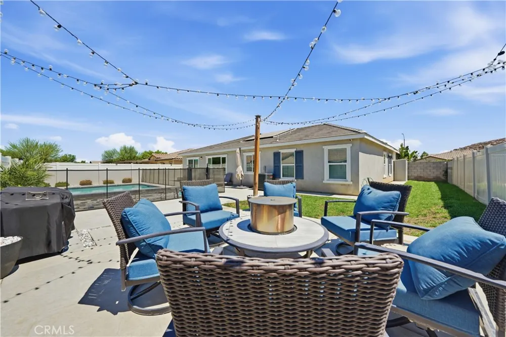 26567 Calle Los Robles Menifee, CA 92585