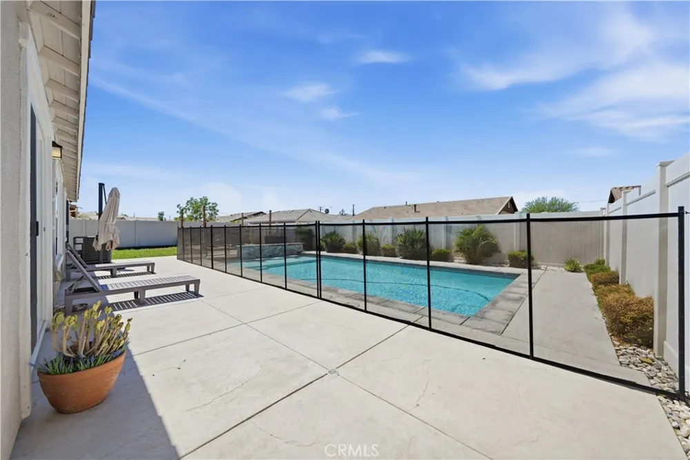 26567 Calle Los Robles Menifee, CA 92585