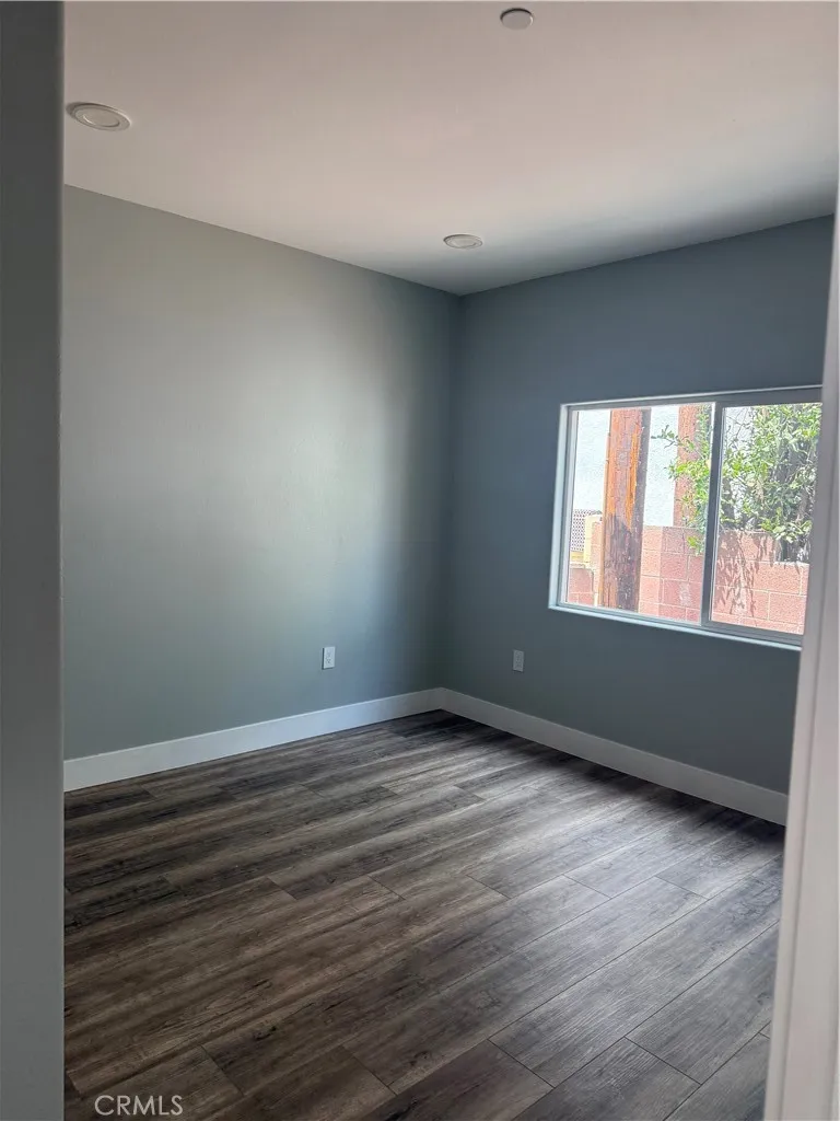 12349 Granite Garden Grove, CA 92843