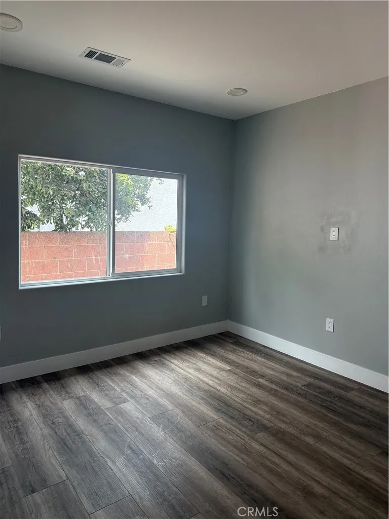 12349 Granite Garden Grove, CA 92843