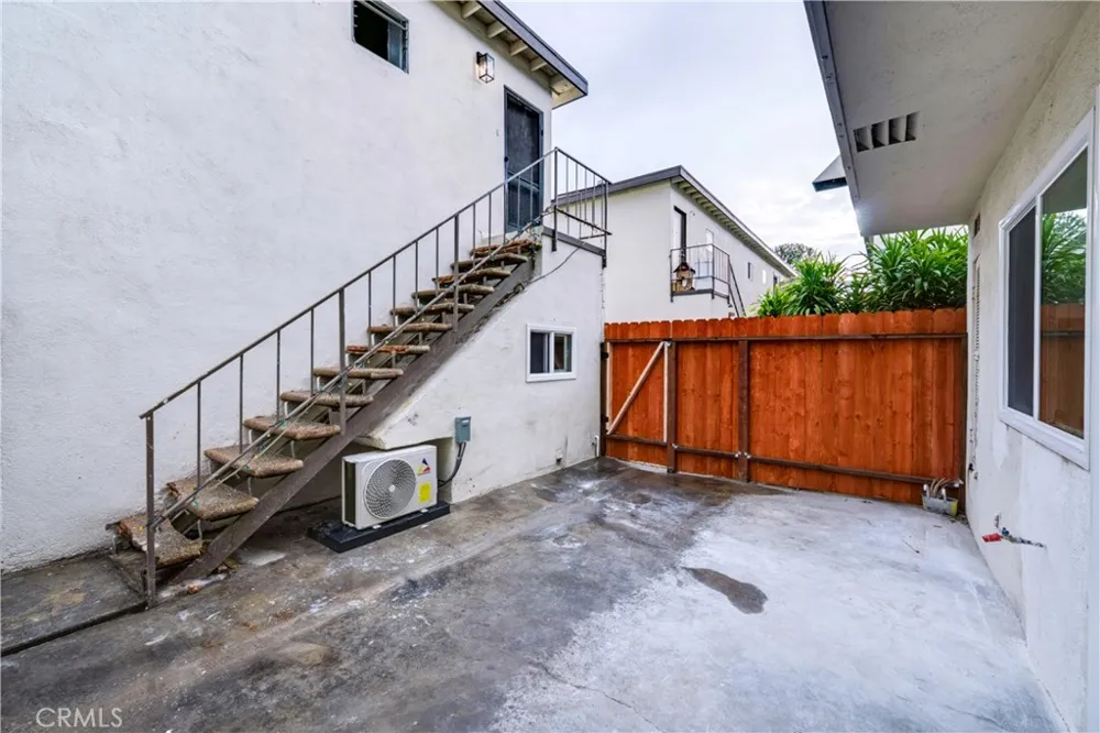 11103 La Naranja Court Fountain Valley, CA 92708
