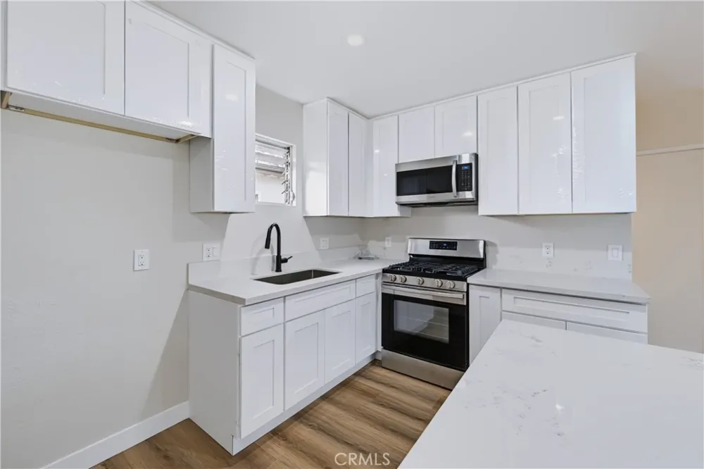11103 La Naranja Court Fountain Valley, CA 92708