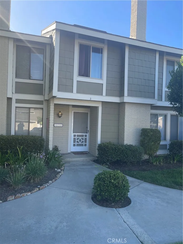 3 Deodar Irvine, CA 92604
