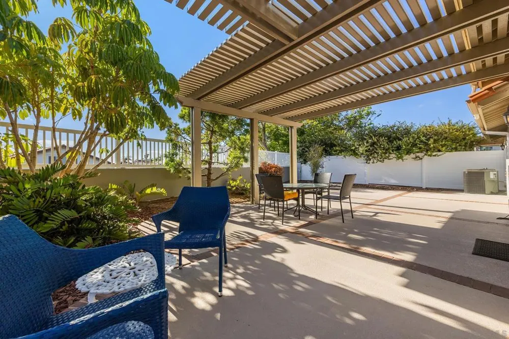 4950 Galicia Way Oceanside, CA 92056