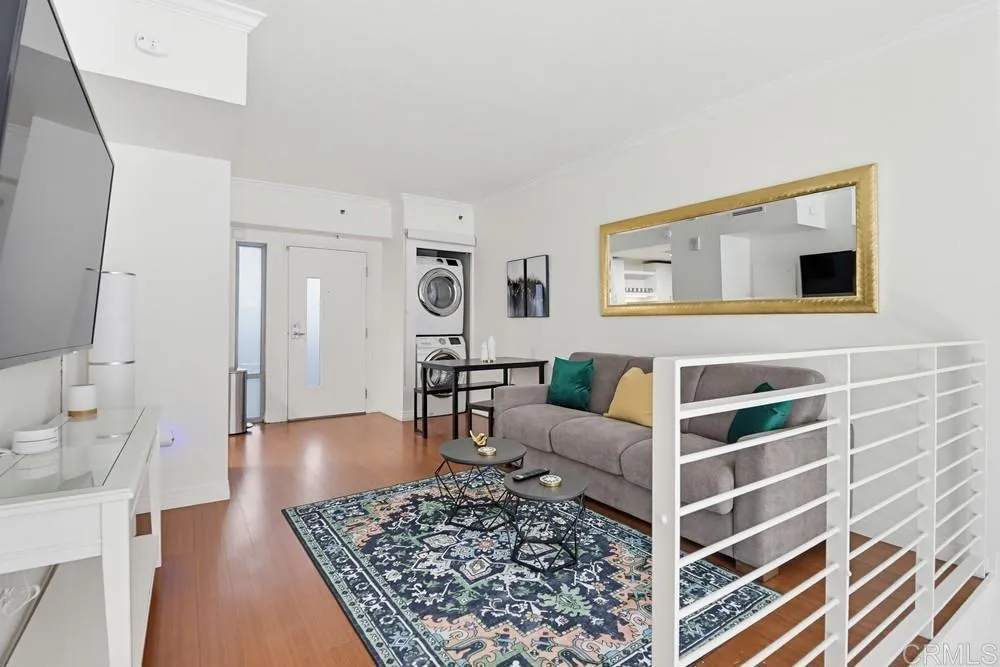 425 W Beech St #226 San Diego, CA 92101