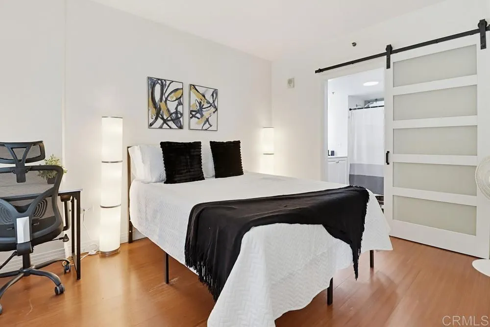 425 W Beech St #226 San Diego, CA 92101