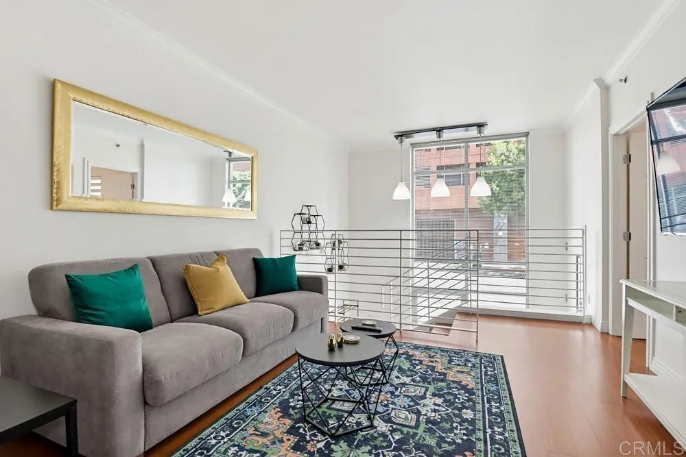 425 W Beech St #226 San Diego, CA 92101